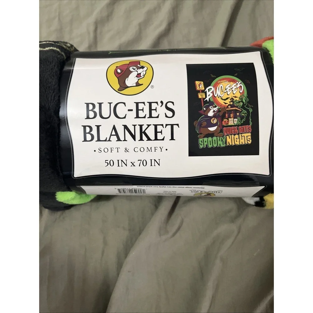 2026 Buc-ee's Halloween Plush Throw Blanket 50